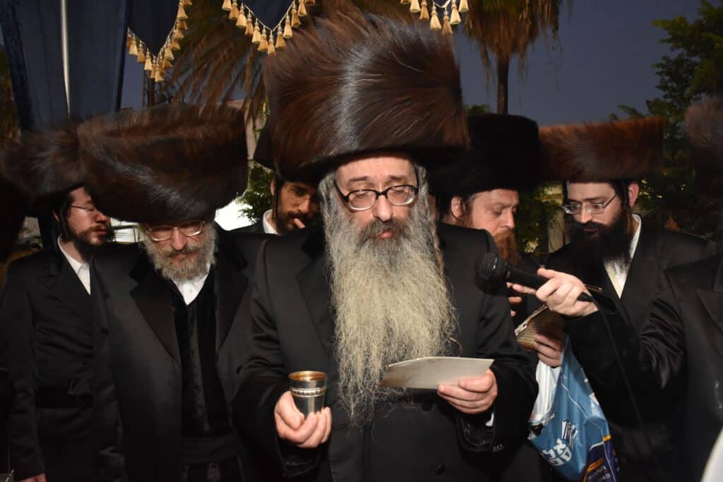 שמחת החתונה בחצרות ספינקא-פוריסוב-אנטניא-אלעסק