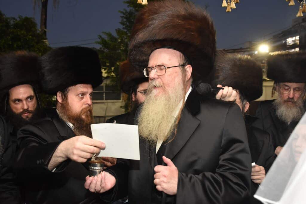 שמחת החתונה בחצרות ספינקא-פוריסוב-אנטניא-אלעסק