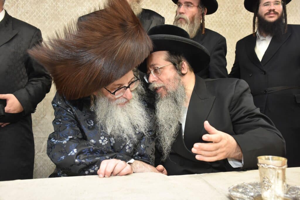 שמחת החתונה בחצרות ספינקא-פוריסוב-אנטניא-אלעסק