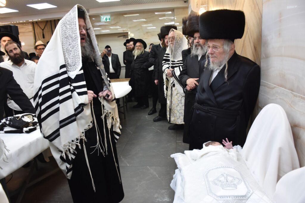 גלריה: שמחת הברית לנכד כ"ק אדמו"ר מביטשקוב