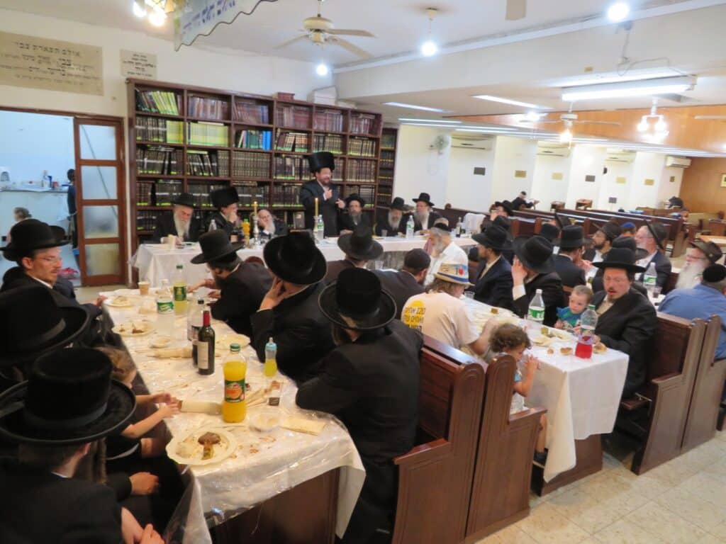 שמחת הברית בחצרות אביר יעקב סאדיגורה - רדומסק