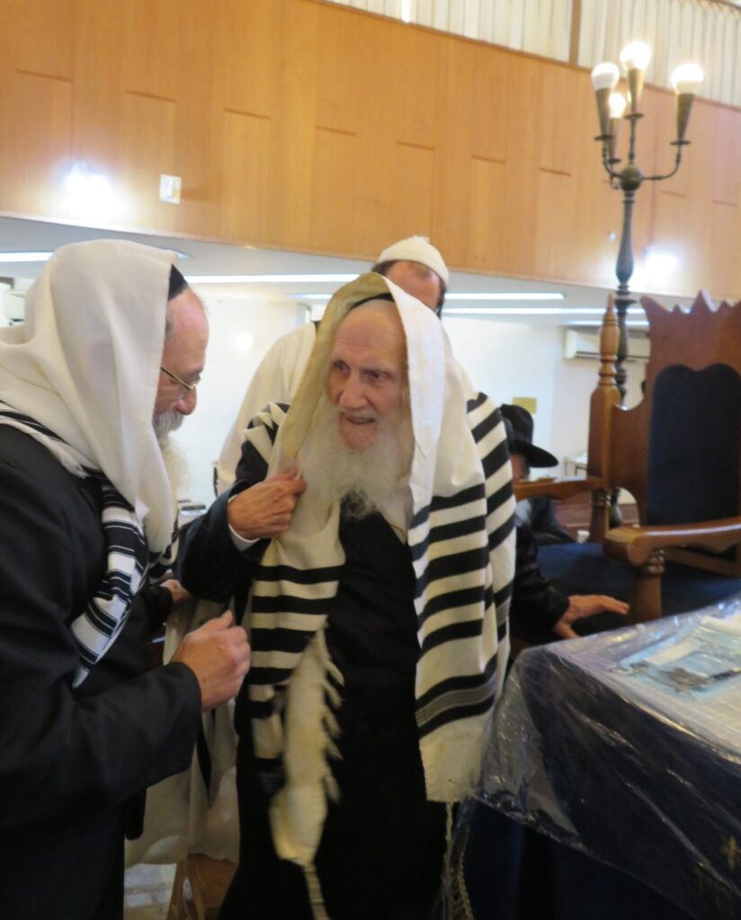 שמחת הברית בחצרות אביר יעקב סאדיגורה - רדומסק