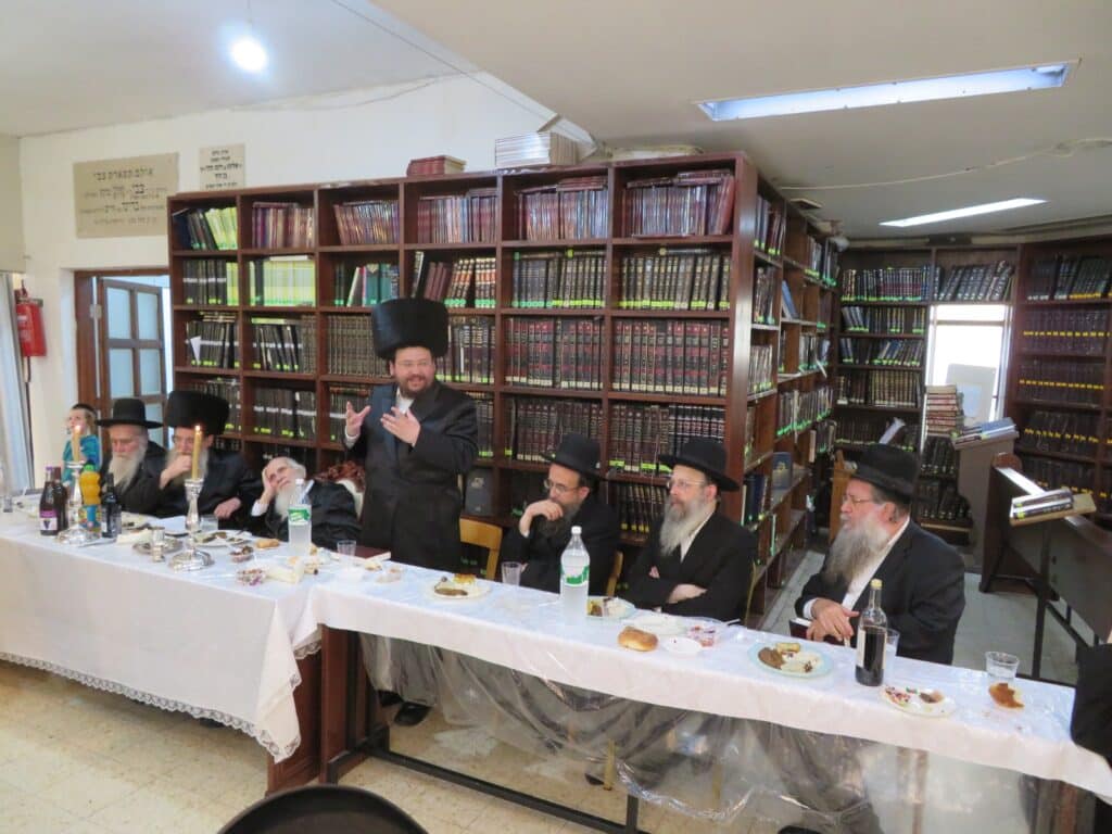 שמחת הברית בחצרות אביר יעקב סאדיגורה - רדומסק