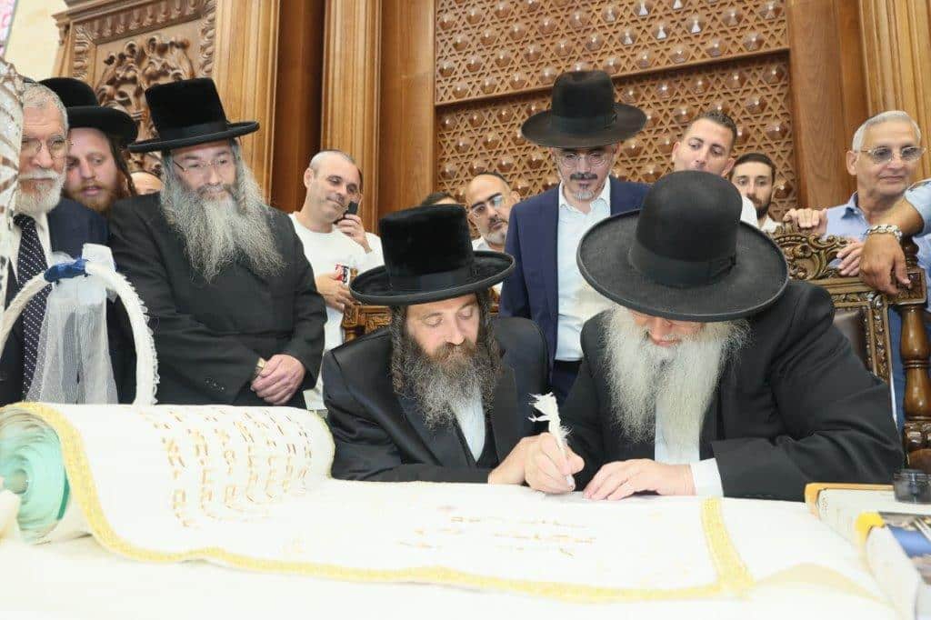 גלריה: רבנים ואישי ציבור ציינו את הילולת המלאך רפאל