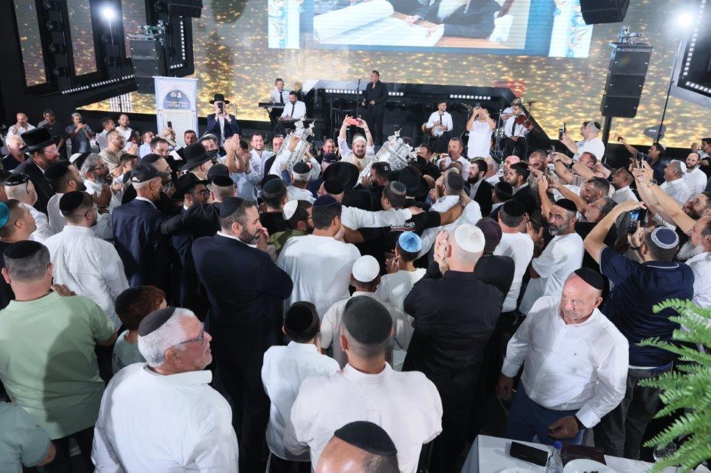 גלריה: רבנים ואישי ציבור ציינו את הילולת המלאך רפאל