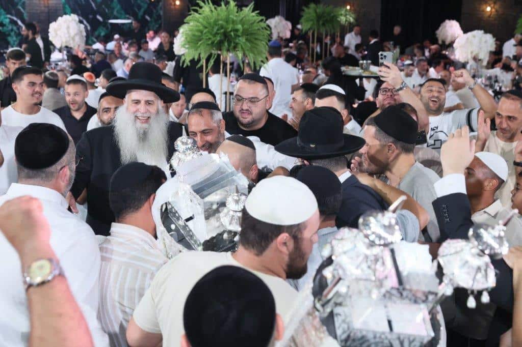 גלריה: רבנים ואישי ציבור ציינו את הילולת המלאך רפאל