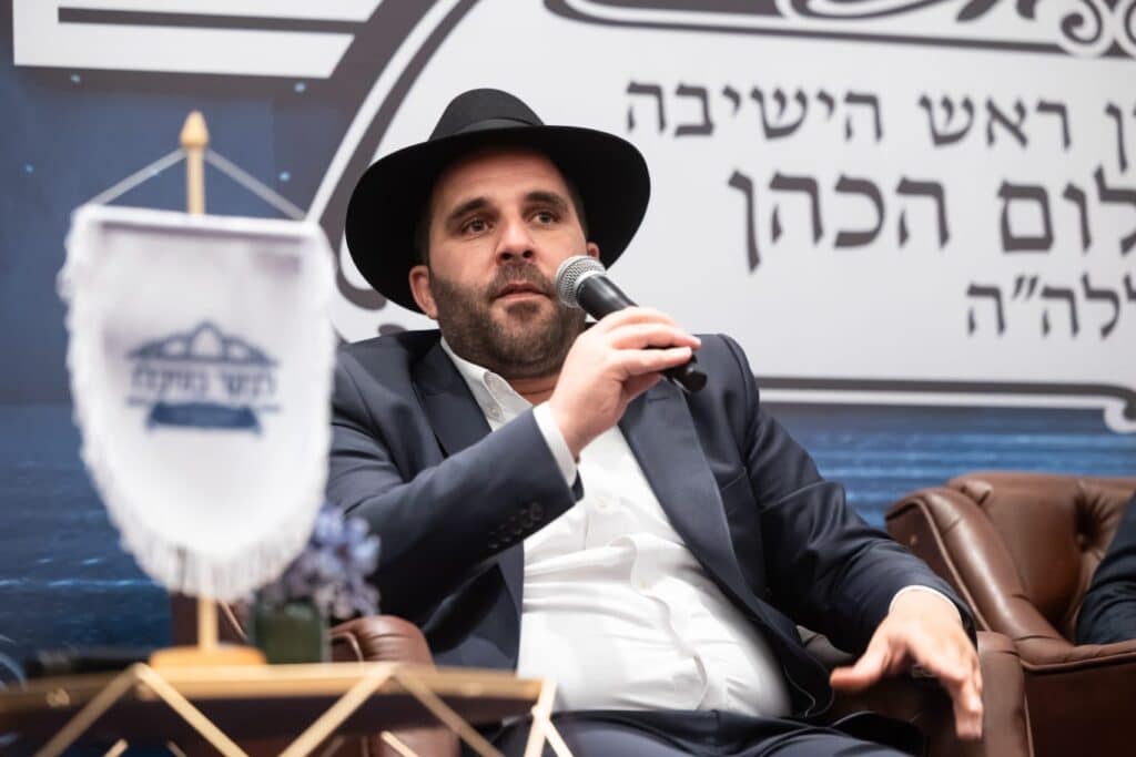 מעמד היסטורי של כבוד התורה: ועידת החינוך השנתית של 'לבקר בהיכלו' בבנייני האומה