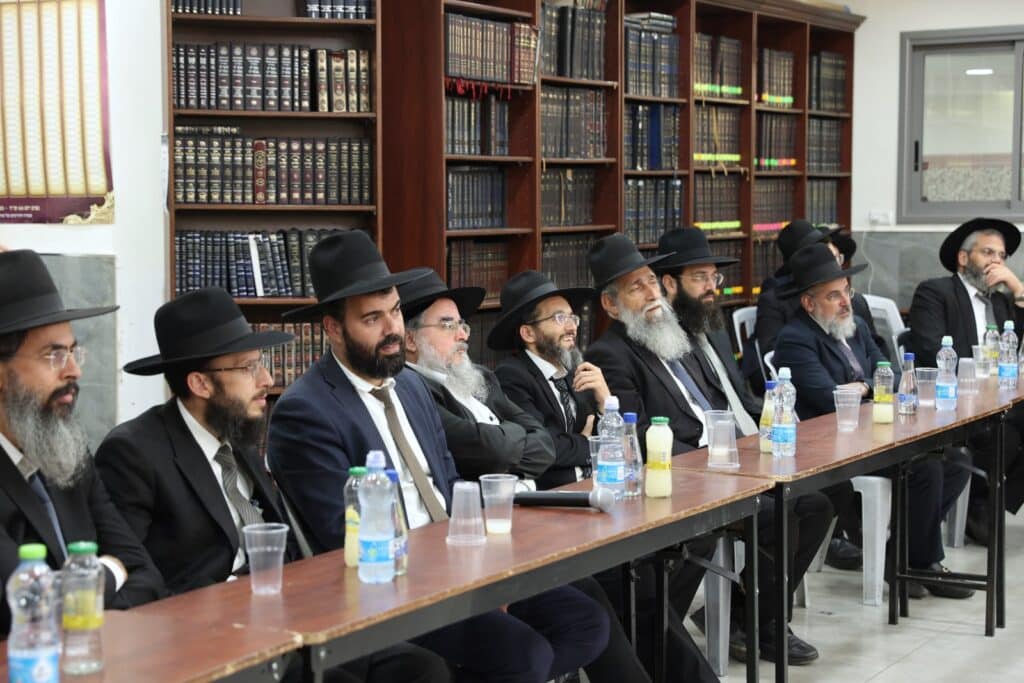 הגר"מ צדקה: "אנחנו במצב חירום, עלינו להתחזק בתפילה"