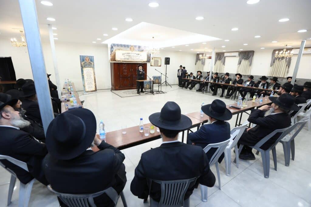 הגר"מ צדקה: "אנחנו במצב חירום, עלינו להתחזק בתפילה"