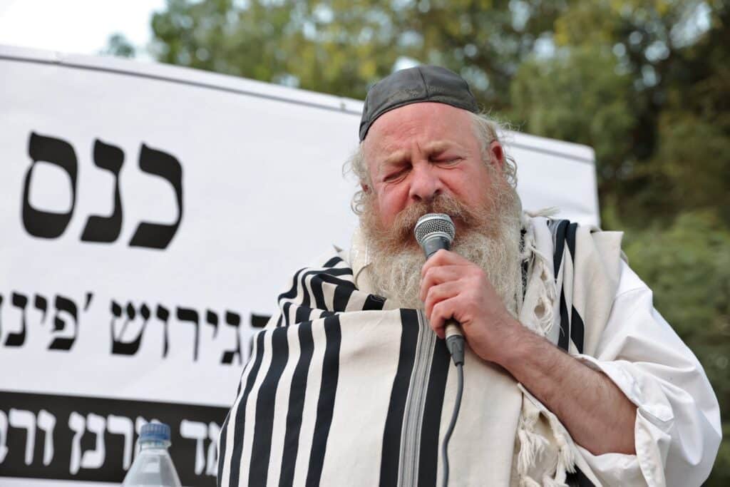 תושבי שכונת שמואל הנביא התכנסו לעצרת תפילה וזעקה תושבי שכונת שמואל הנביא התכנסו לעצרת תפילה וזעקה