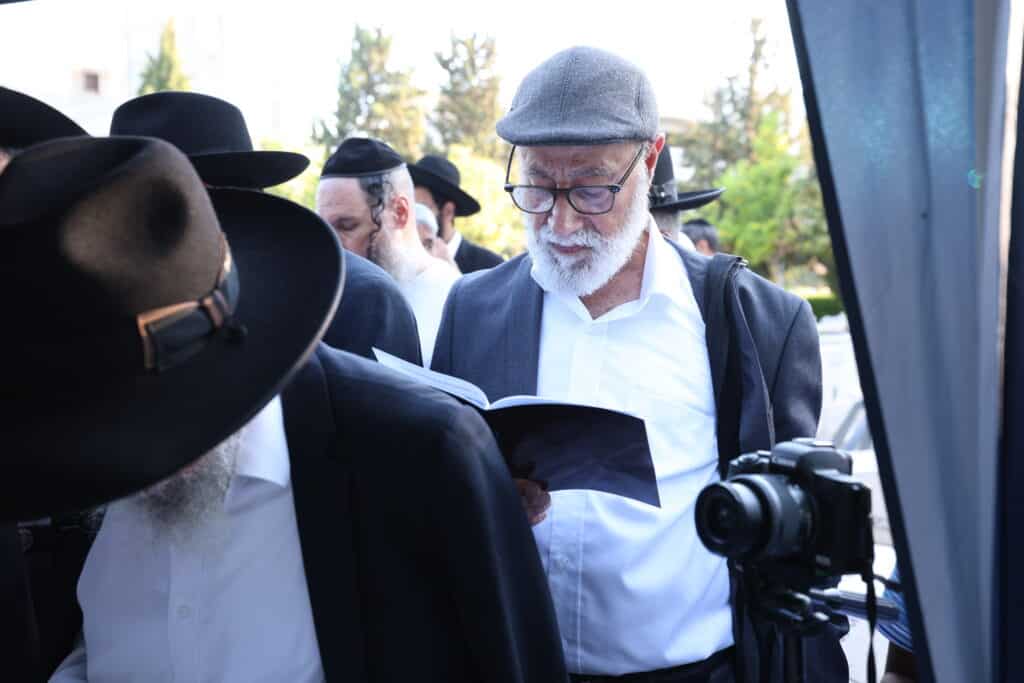 המוני בית ישראל עלו לקברו של גאון רבני תימן הרב יוסף צובירי זצוקללה"ה