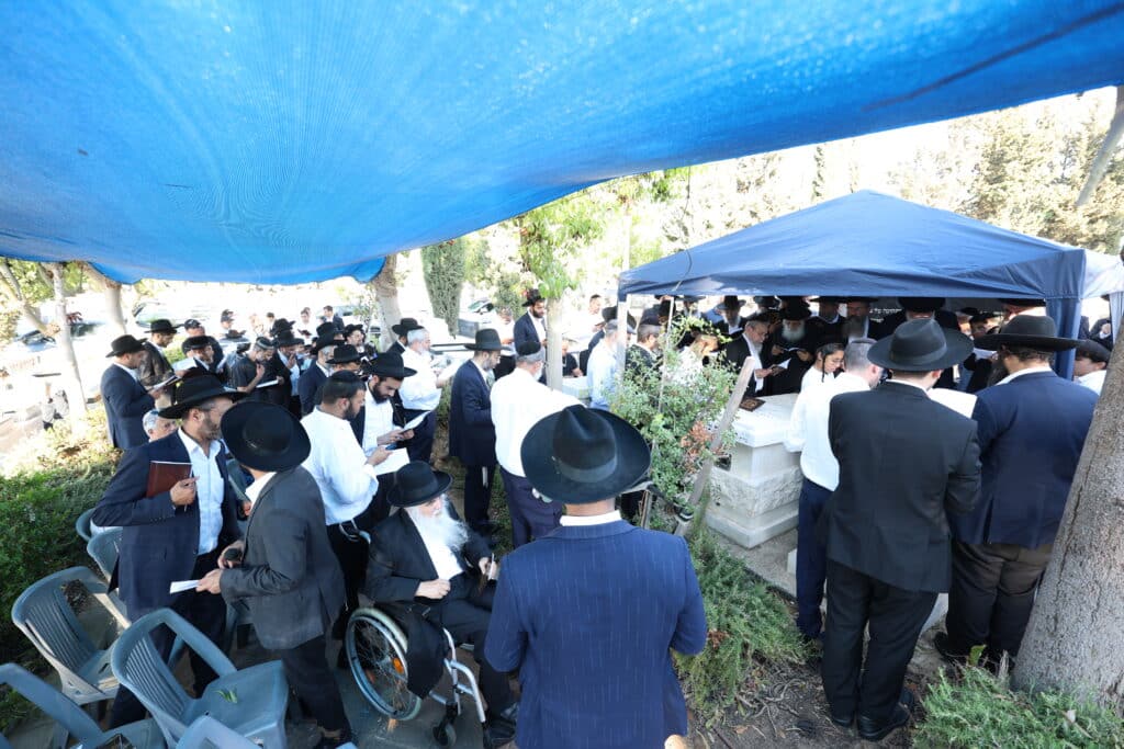 המוני בית ישראל עלו לקברו של גאון רבני תימן הרב יוסף צובירי זצוקללה"ה