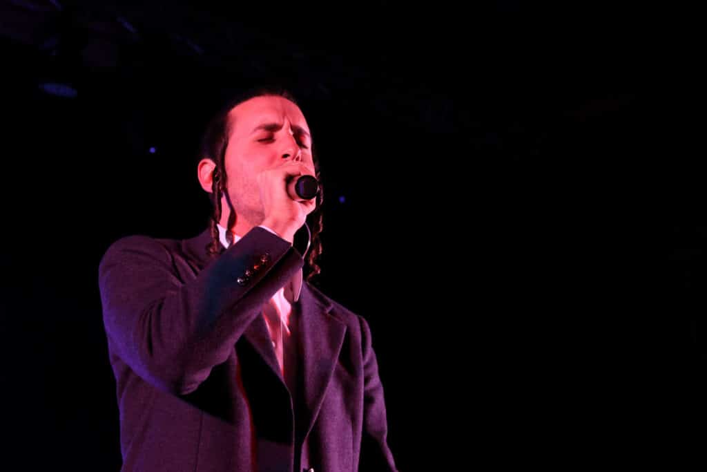 בחורי הישיבות בבני ברק סיימו את בין הזמנים בקומזיץ ענק