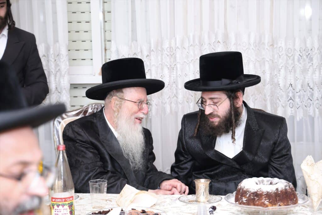 שמחת אירוסי בן זקוניו של כ"ק גאב"ד קרית צאנז