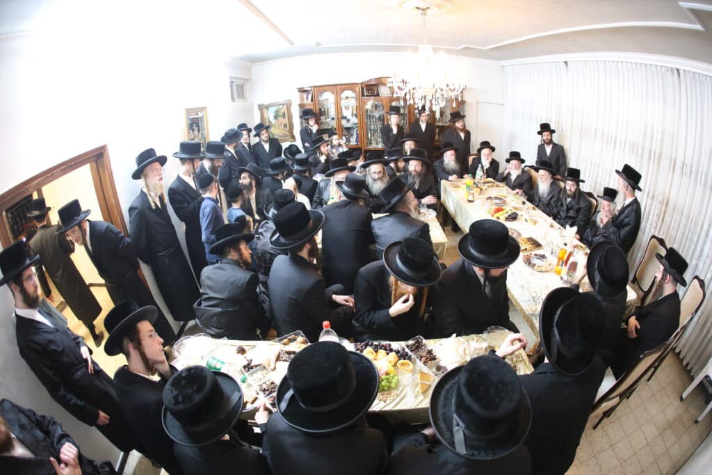 שמחת אירוסי בן זקוניו של כ"ק גאב"ד קרית צאנז