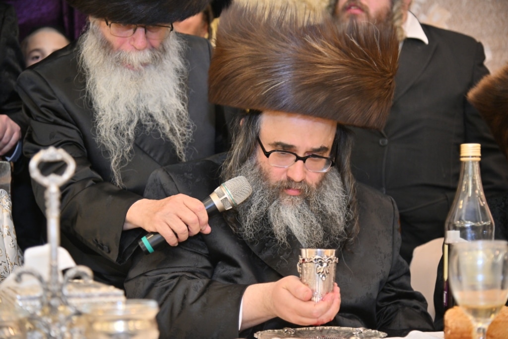 שמחת בית ספינקא - עבודת הלב ליעזש - טשאקאווע - מאקאווא