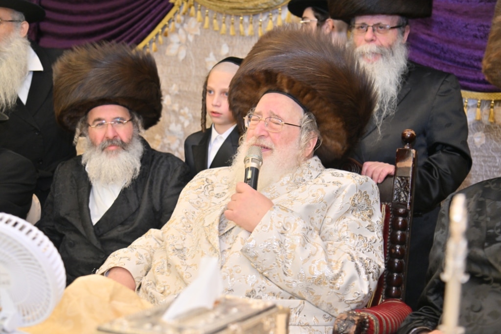 שמחת בית ספינקא - עבודת הלב ליעזש - טשאקאווע - מאקאווא