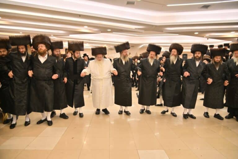 שמחת בית ספינקא – עבודת הלב ליעזש – טשאקאווע – מאקאווא
