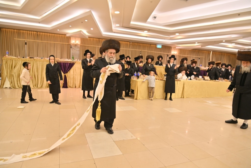 שמחת בית ספינקא - עבודת הלב ליעזש - טשאקאווע - מאקאווא