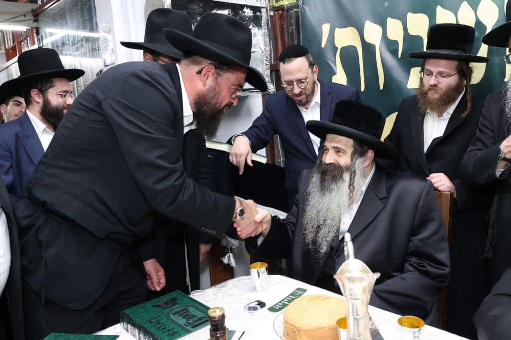 בבית המיתולוגי ברחוב רשב"ם: גדו"י התכנסו לחזק את לימוד דף היומי