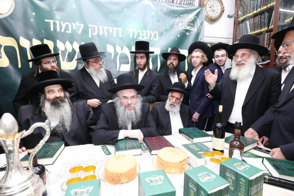 בבית המיתולוגי ברחוב רשב"ם: גדו"י התכנסו לחזק את לימוד דף היומי