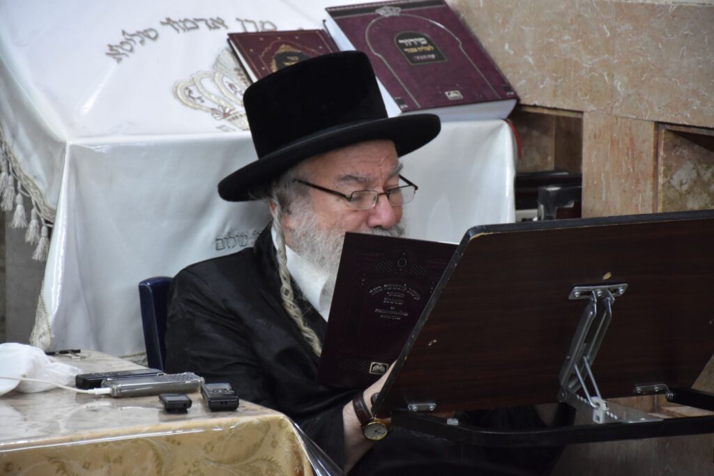 חסידי אשלג קוננו עם הרבי על חורבן הבית