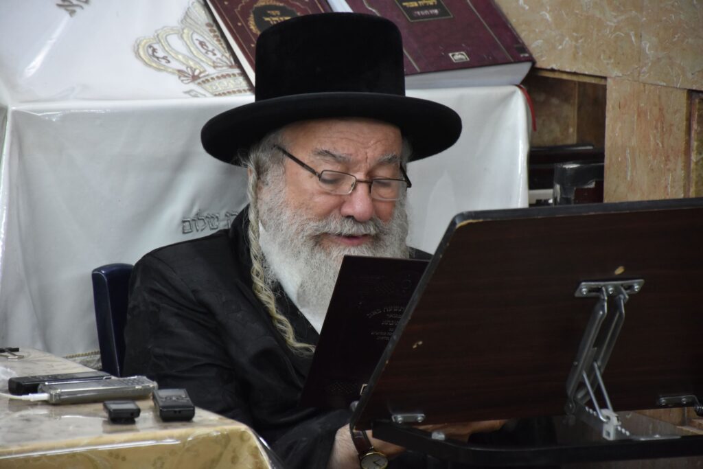 חסידי אשלג קוננו עם הרבי על חורבן הבית