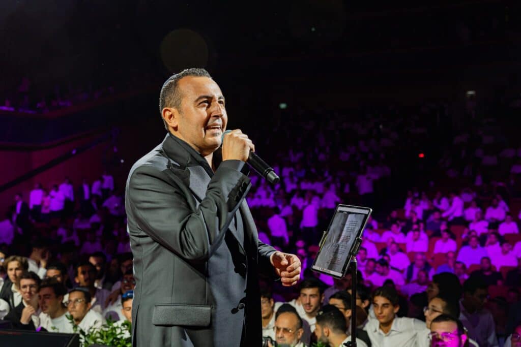 בנייני האומה: אלפים השתתפו בהילולא לראש שושלת פינטו