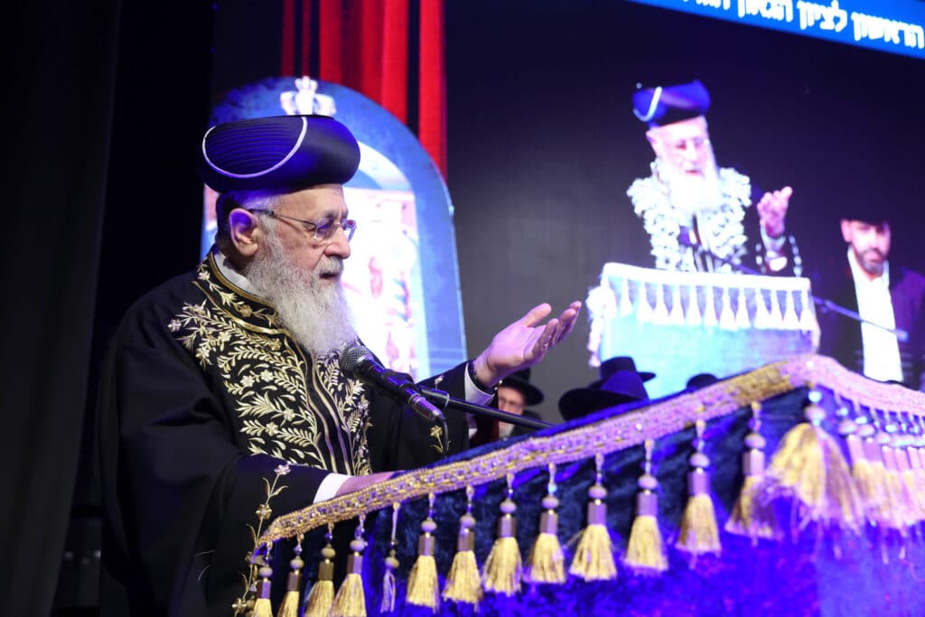 גלריה: בגן יבנה הכתירו את הרב הראשי במעמד רבנים ואישי ציבור