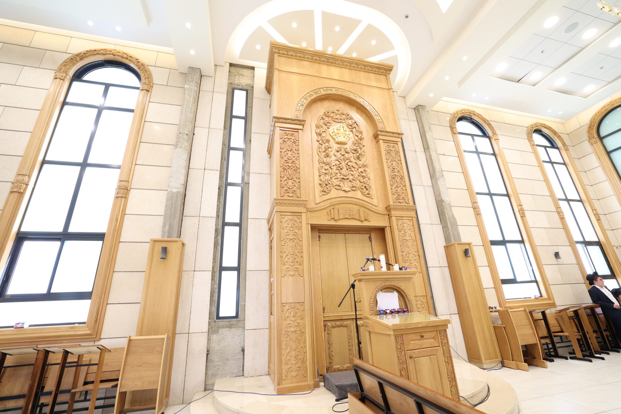 גלריה: אלפים ליוו את מיטת ראש הישיבה הנערץ שהלך לעולמו