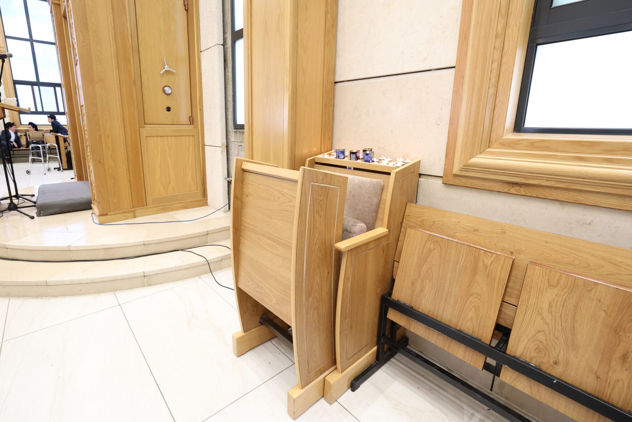 גלריה: אלפים ליוו את מיטת ראש הישיבה הנערץ שהלך לעולמו