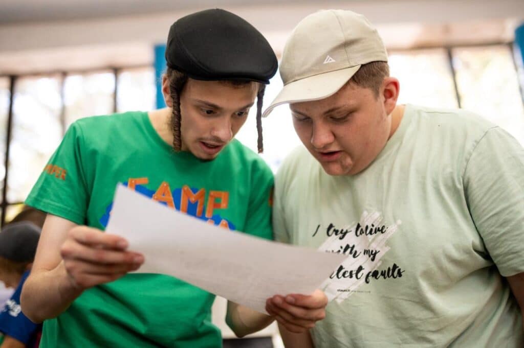 בצל המלחמה העיקשת: המחנה היהודי חזר לאוקראינה