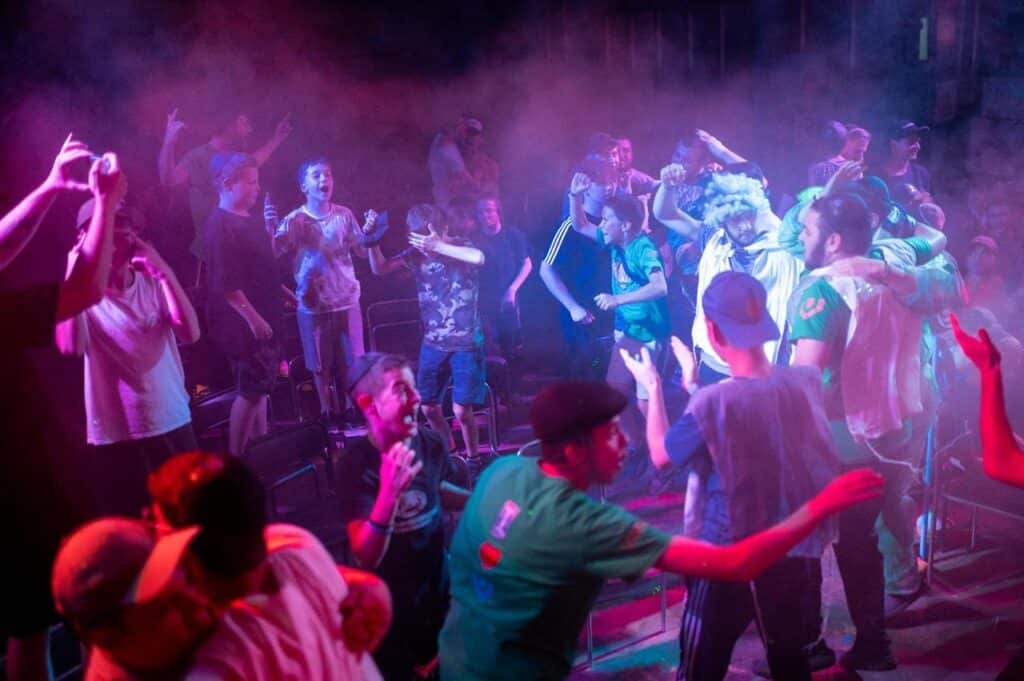 בצל המלחמה העיקשת: המחנה היהודי חזר לאוקראינה