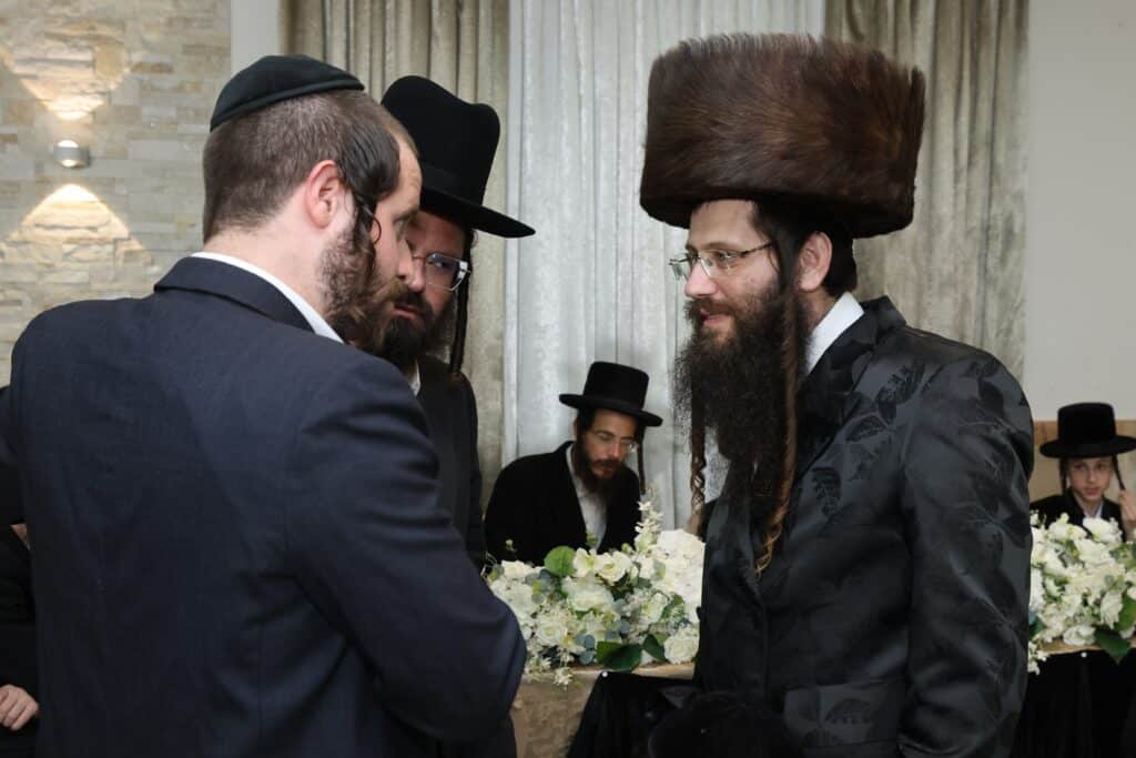 גלריה: סגן ומ"מ ראה"ע בית שמש חגג אירוסין לבתו הבכורה