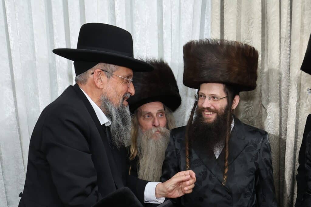 גלריה: סגן ומ"מ ראה"ע בית שמש חגג אירוסין לבתו הבכורה