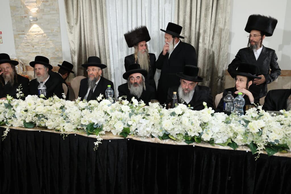 גלריה: סגן ומ"מ ראה"ע בית שמש חגג אירוסין לבתו הבכורה