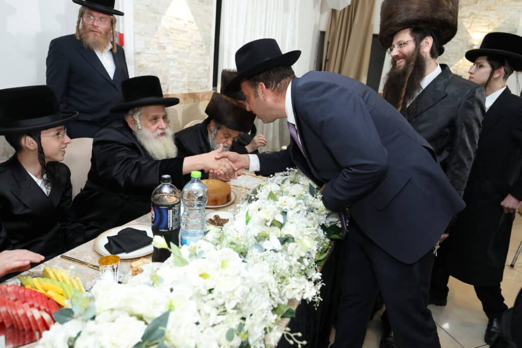 גלריה: סגן ומ"מ ראה"ע בית שמש חגג אירוסין לבתו הבכורה