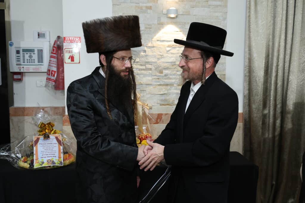 גלריה: סגן ומ"מ ראה"ע בית שמש חגג אירוסין לבתו הבכורה