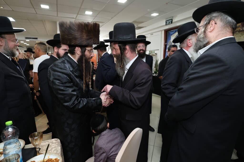 גלריה: סגן ומ"מ ראה"ע בית שמש חגג אירוסין לבתו הבכורה