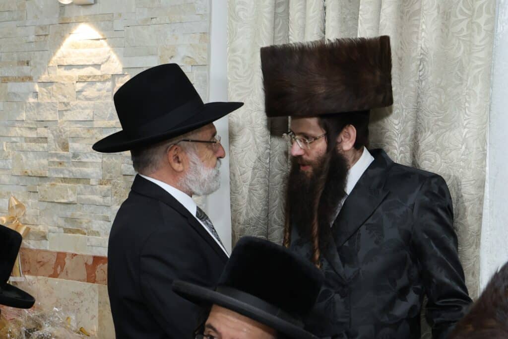 גלריה: סגן ומ"מ ראה"ע בית שמש חגג אירוסין לבתו הבכורה