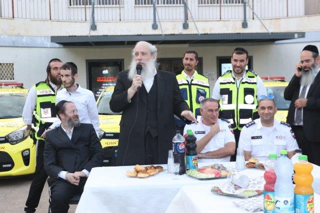 מד״א חנך אמבולנסים חדשים להצלת חיים בבני ברק במעמד ראש העיר וקברניטי העירייה