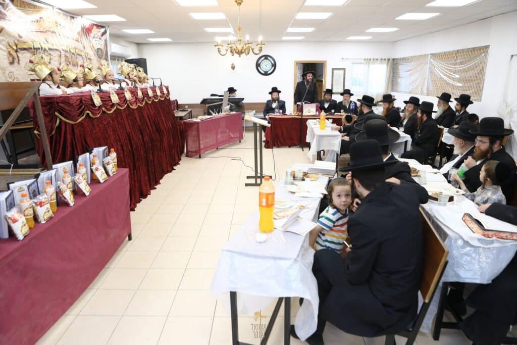 גלריה | נוף הגליל: בתלמוד תורה ברסלב חגגו 'חומש סעודה'