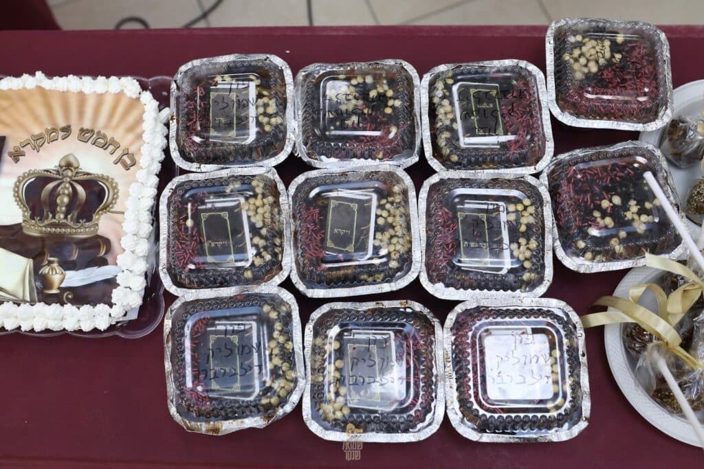 גלריה | נוף הגליל: בתלמוד תורה ברסלב חגגו 'חומש סעודה'