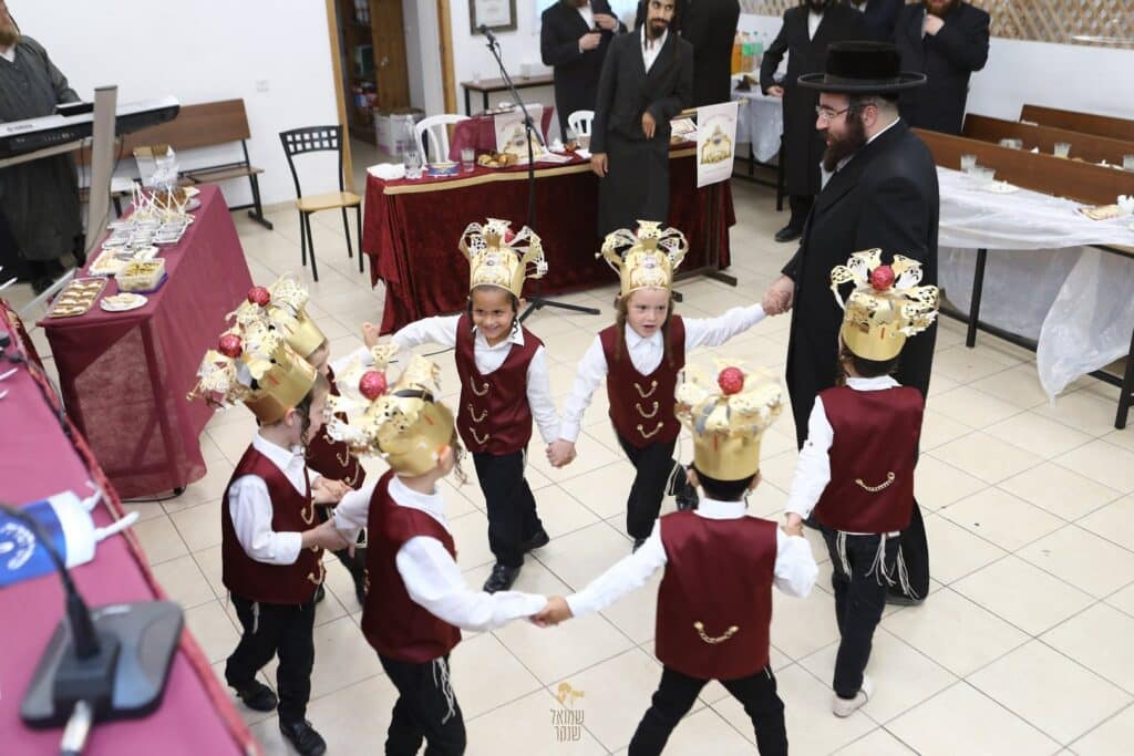 גלריה | נוף הגליל: בתלמוד תורה ברסלב חגגו 'חומש סעודה'