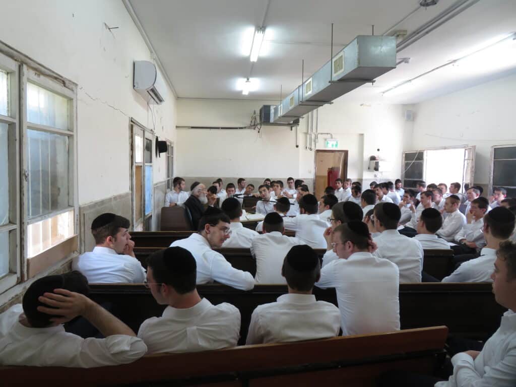 תיעוד מרהיב: כך נראה השבוע הראשון של אלול בישיבת פוניבז' תיעוד מרהיב: כך נראה השבוע הראשון של אלול בישיבת פוניבז'