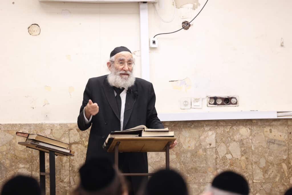 תיעוד מרהיב: כך נראה השבוע הראשון של אלול בישיבת פוניבז' תיעוד מרהיב: כך נראה השבוע הראשון של אלול בישיבת פוניבז'