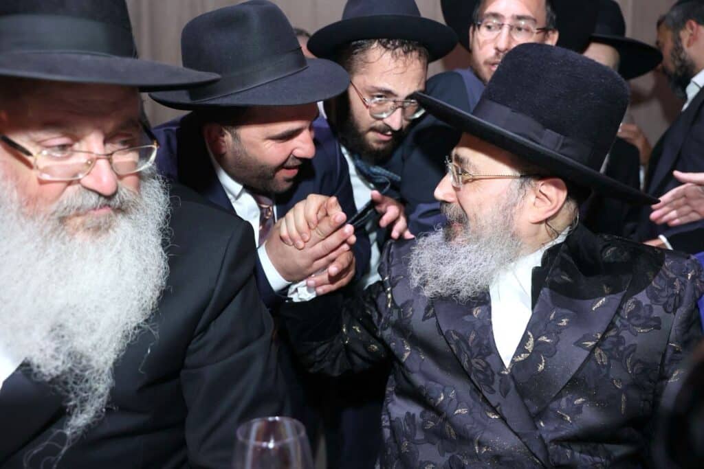 האדמו"ר בירך על היין בכוס שבה קידשו בנישואי הבבא סאלי