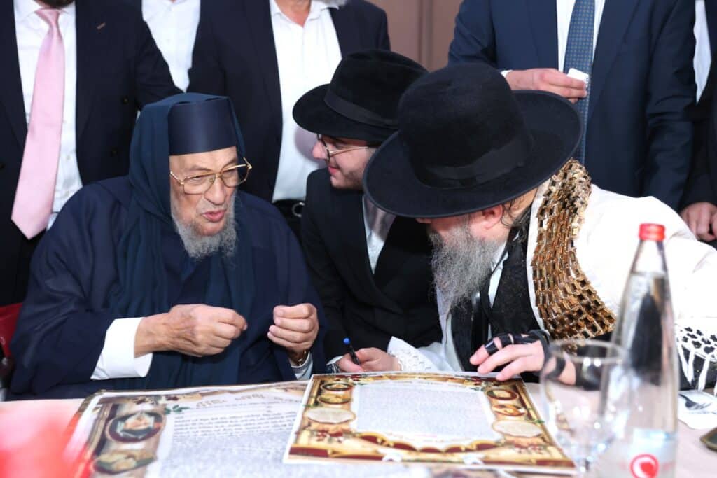 האדמו"ר בירך על היין בכוס שבה קידשו בנישואי הבבא סאלי