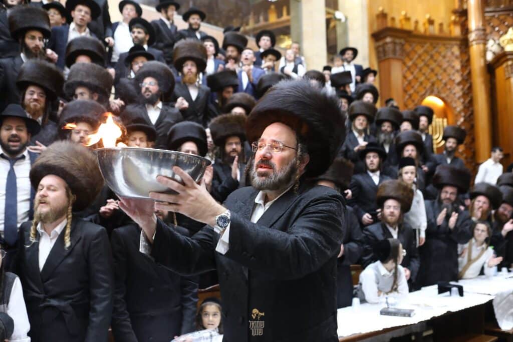 גלריה: שבת מרוממת בצל הגה"צ רבי אלימלך בידרמן