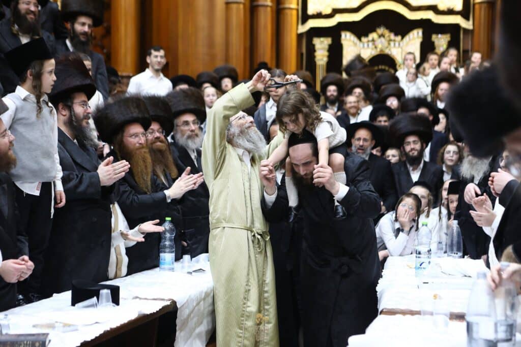 גלריה: שבת מרוממת בצל הגה"צ רבי אלימלך בידרמן